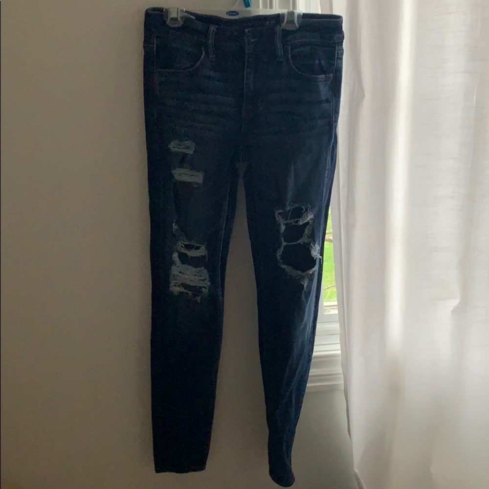 American Eagle Outfitters Ripped Skinny Jeans